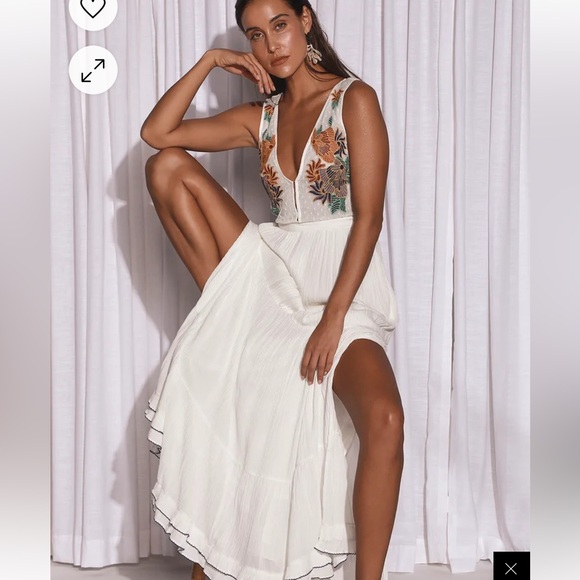 NWT LuLus Ticket to paradise white embroidered Maxi dress size XSmall - Picture 1 of 8